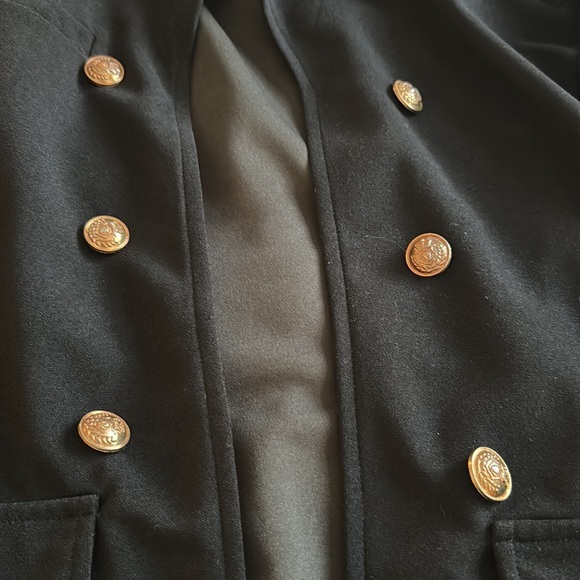 Chicme - Large Black Suit 2pc set / gold trim buttons - Picture 2 of 4